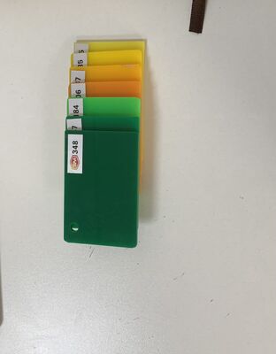 شراء 22mm Thick Uniform Hue Easy-to-Process Cast Acrylic Sheet for Exhibition Displays online manufacture