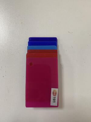 شراء 20mm Thick Fade-Resistant Colored Cast Acrylic Sheet for Indoor and Outdoor Applications online manufacture