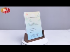 إطار صور أكريليك بقاعدة خشبية