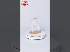 T شكل حامل علامة أكريليك مع قاعدة خشبية منحنية