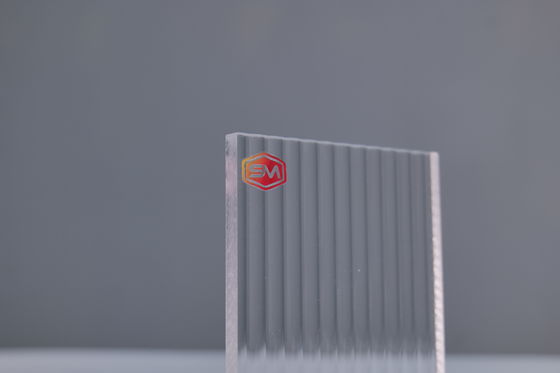 أسلوب ورقة أكريليك شفافة